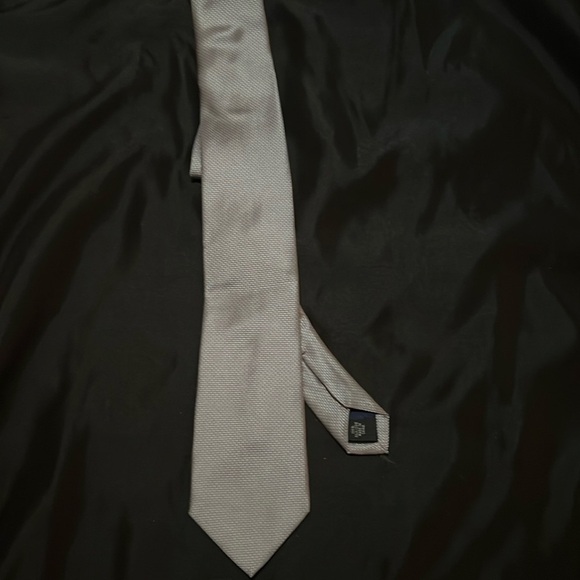 Michael Kors Silk Tie - Picture 1 of 4